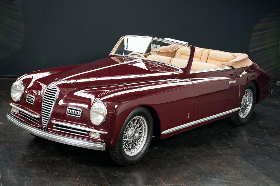  Alfa Romeo 6C 2500 Sport Cabriolet 1948 года  (фото 6 из 31)